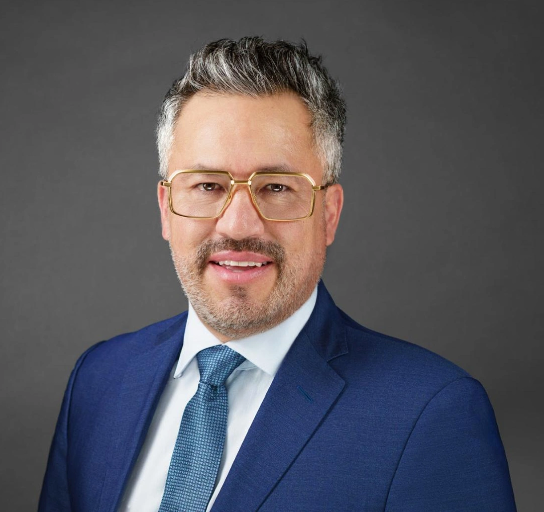 Rigoberto Melchor consulting